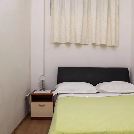 5 Apartment *
